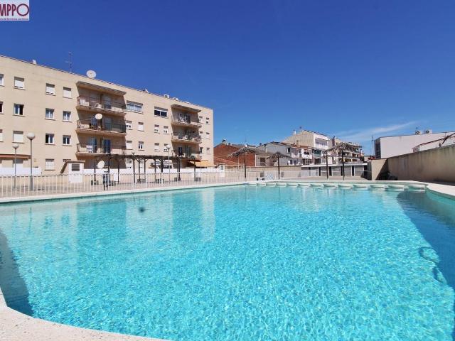 Piso en venta en Vendrell El, El Tancat Mas d´en Gual Costa Dorada. Piso con Piscina, Parking y 2 Balcones listo para entrar a vivir. Pisos Vendrell.