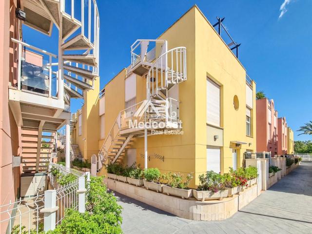 Piso en venta en Vera, Las Marinas Pueblo Laguna. Excelente oportunidad de inversión junto al mar. Pisos.