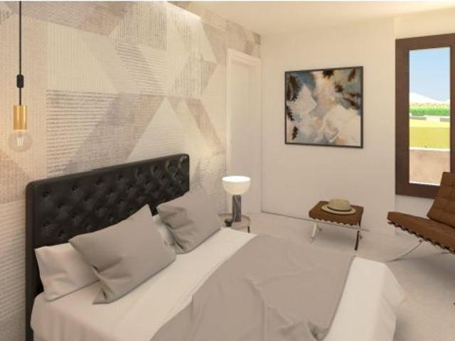 Piso en Venta en Vera Playa, Almería