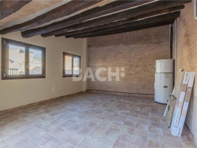 Piso en Venta en Vic