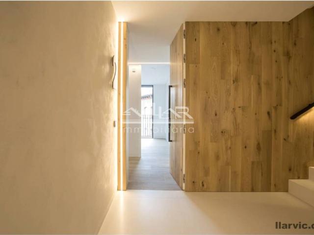 Piso en Venta en Vic