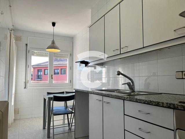 Piso en venta en Vic, Caputxins Ambulatori. Piso en venta en CapuchinosSanta Clara Vic. Pisos.