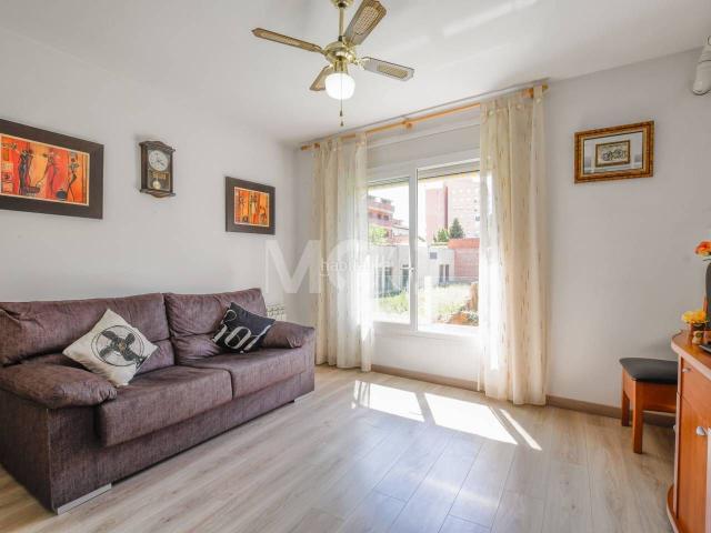 Piso en venta en Vic, Caputxins Ambulatori. Piso en venta en la zona de los Capuchinos. Pisos.