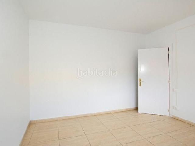 Piso en venta en Vic, Centre. Piso en venta en calle Anselm Clave. Pisos.