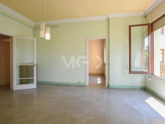 Piso en venta en Vic, Centre. Piso en venta en el centro de Vic. Pisos.