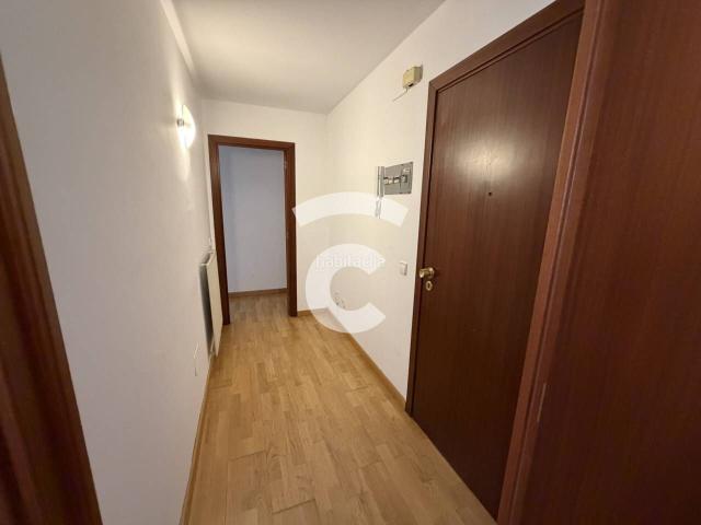 Piso en venta en Vic, Centre. Piso en venta en el centro de Vic 08500. Pisos.