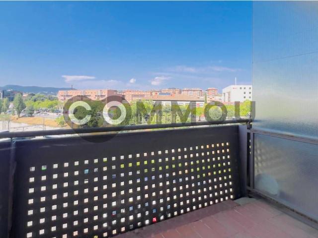 Piso en venta en Vic, Centre. Piso en venta en el Millenari. Pisos.