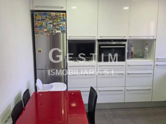 Piso en venta en Vic, Estadi Santa Anna. Pis en venta en ESTADI. Pisos.