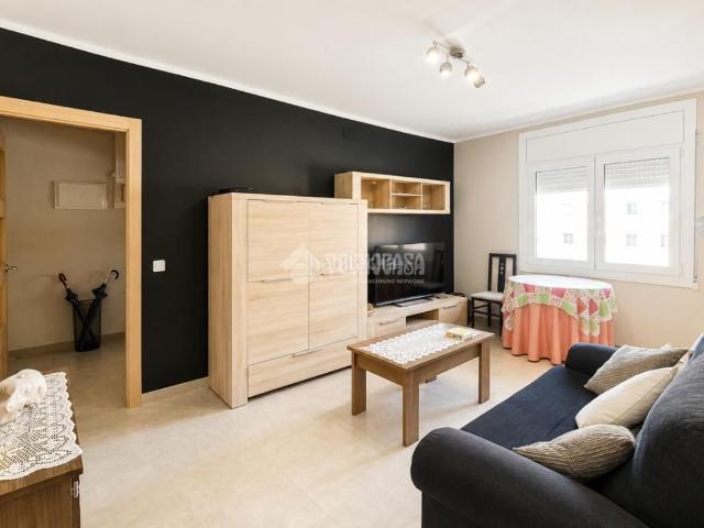 Piso en venta en Vic, Estadi Santa Anna. Piso en venta en Vic. Pisos.