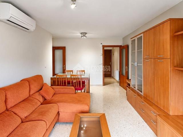 Piso en venta en Vic, Estadi Santa Anna. Piso en venta en Vic. Pisos.