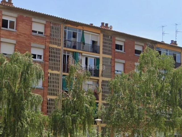 Piso en venta en Vic, Estadi Santa Anna. Piso para reformar en ronda Ausetans. Pisos.