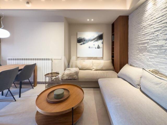 Piso en venta en Vic, Nord. Apartamento en venta en el centro de Vic. Pisos.