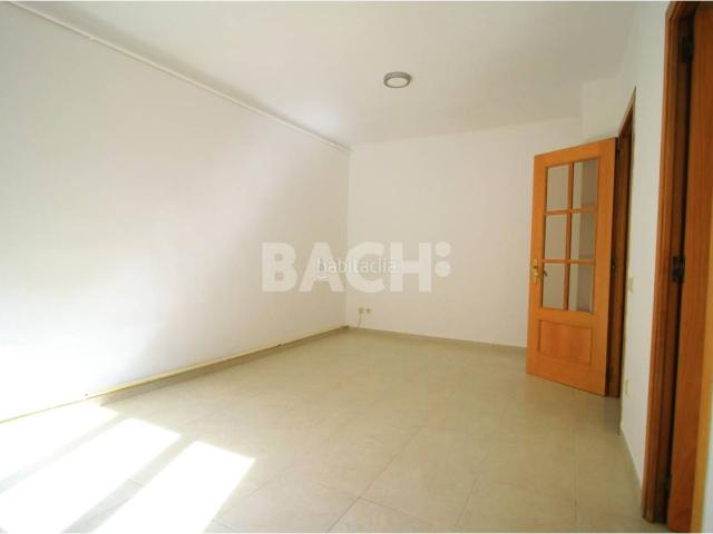 Piso en venta en Vic, Nord. Pis en venta en NordEl SucreUniversitat08500. Pisos.