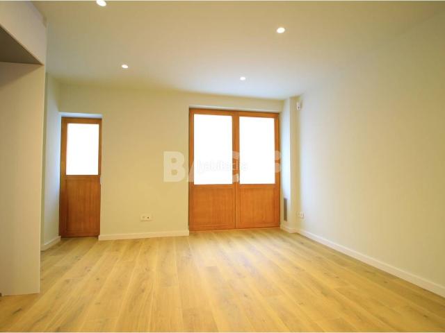 Piso en venta en Vic, Nord. Piso en venta en Centro Histórico. Pisos.