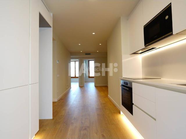 Piso en venta en Vic, Nord. Piso en venta en el Centro Histórico. Pisos.