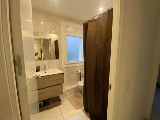 Piso en venta en Vic, Remei La Guixa. PISO REFORMADO. Pisos.