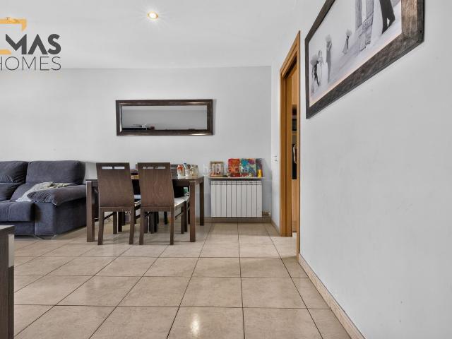 Piso en venta en Vic, Remei La Guixa. Pisos.
