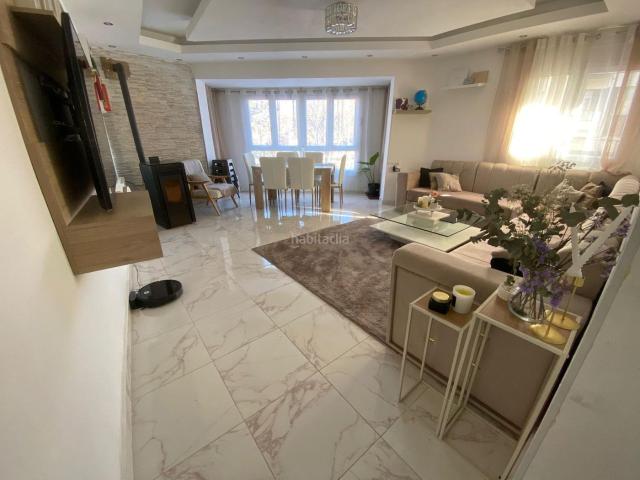 Piso en venta en Vic, Remei La Guixa. Pisos.
