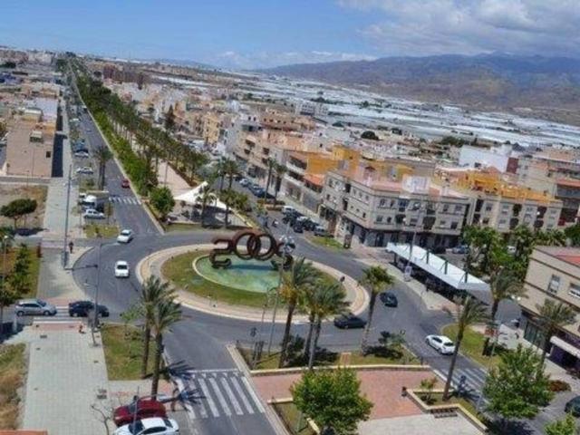 Piso en Venta en Vícar