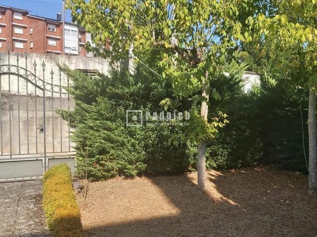 Piso en venta en Viana do Bolo. OPORTUNIDAD DE INVERSIÓN REDPISO PARQUE DE LAS AVENIDAS. Pisos Viana do.