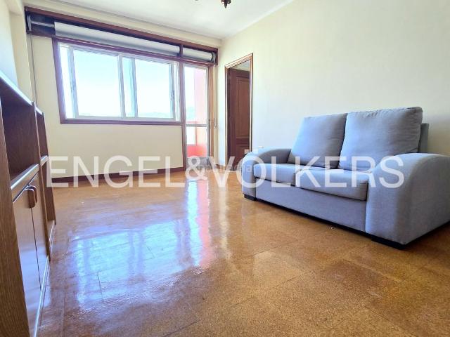Piso en venta en Vigo, Sardoma Castrelos. Piso en Alcalde Portanet. Pisos.