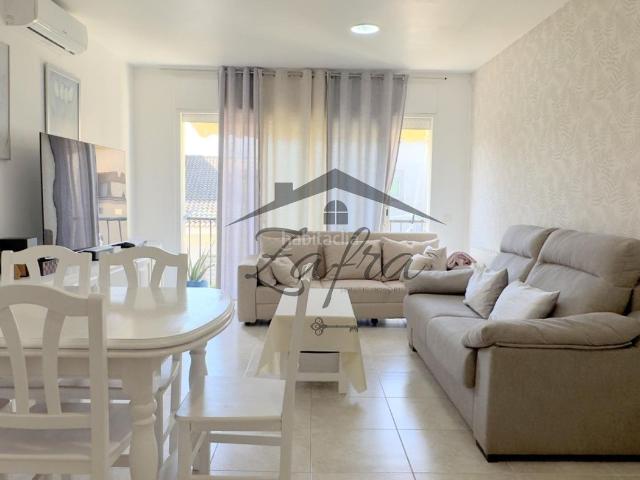 Piso en venta en Vidreres, Centre. BONITO PISO EN VIDRERES. Pisos.