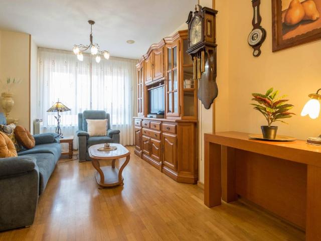 Piso en Venta en Vilaboa Sur