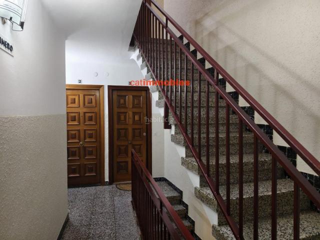 Piso en venta en Viladecans, Centre. Piso a reformar en el centro de Viladecans. Pisos.