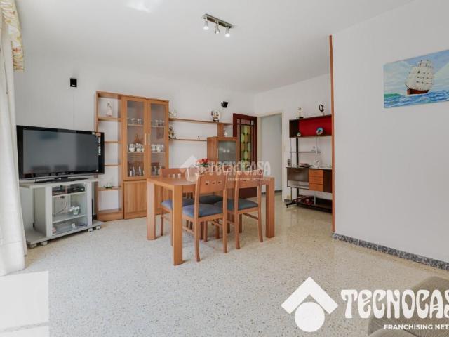 Piso en venta en Viladecans, Centre. Piso en venta en Viladecans. Pisos.