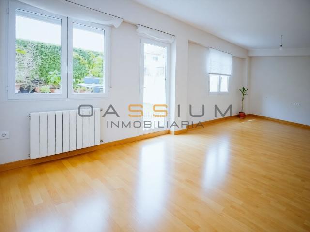 Piso en venta en Viladecans, Centre. Piso reformado en el centro de Viladecans: 129m², suite, terraza de 70 m². Pisos.