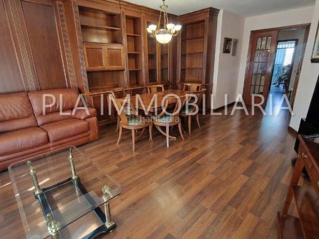 Piso en venta en Viladecans, Torre roja Campreciós. PISO DE 4 HABITACIONES. Pisos.