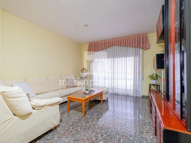 Piso en venta en Viladecans, Torre roja Campreciós. Piso en venta en Viladecans. Pisos.
