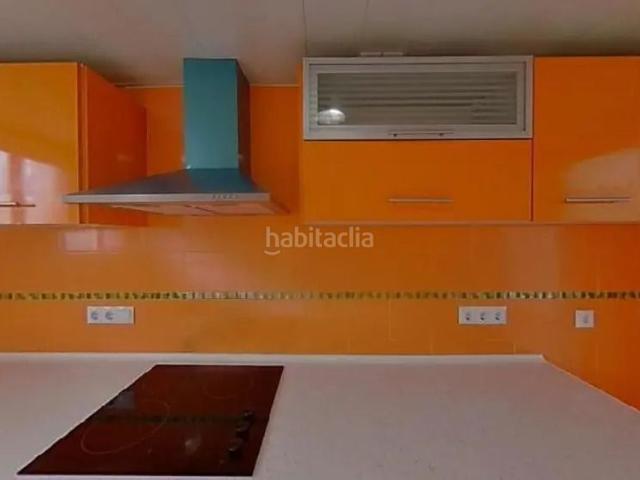 Piso en venta en Viladecans, Torrent Ballester. Viladecans, Barcelona. EN RENTABILIDAD se vende alquilado, no se puede visitar ni hipotecar. Pisos.