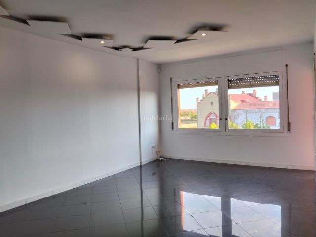 Piso en venta en Vilafranca del Penedès, Barceloneta Molí d´en Rovira. Piso luminoso de 3 habitaciones dobles con balcón y ascensor en Vilafranca del Penedès. Pisos Vilafranca del.