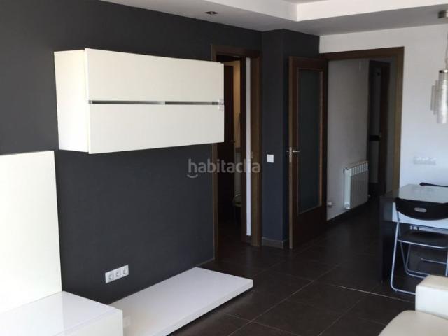 Piso en venta en Vilafranca del Penedès, Sant Julià. Oportunidad en Sant Julià Piso con gran terraza y trastero incluido. Pisos Vilafranca del.