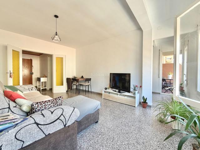 Piso en venta en Vilafranca del Penedès, Poble Nou. Luminoso piso en el corazón de Poble Nou, Vilafranca del Penedès. Pisos Vilafranca del.