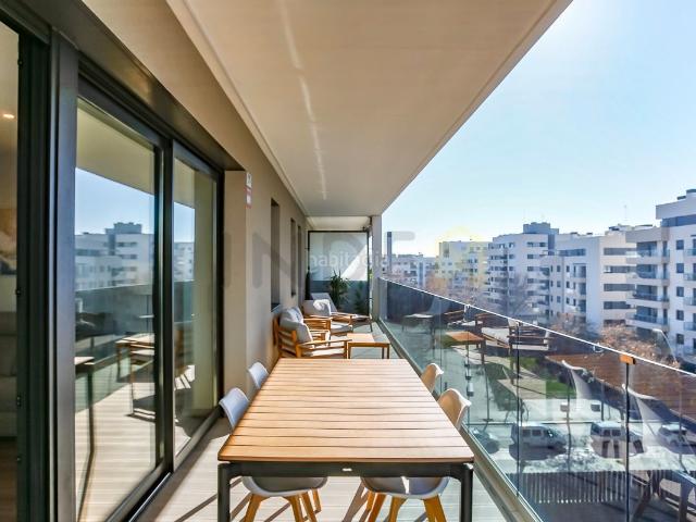 Piso en venta en Vilanova i la Geltrú, Barri de Mar Costa Dorada. Espectacular piso de obra nueva en venta en el cotizado Barrio del Mar. Pisos Vilanova i la.