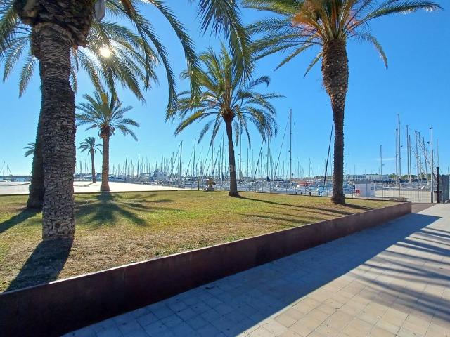 Piso en venta en Vilanova i la Geltrú, Barri de Mar Costa Dorada. Piso alquilado en venta. Buena rentabilidad. Pisos Vilanova i la.