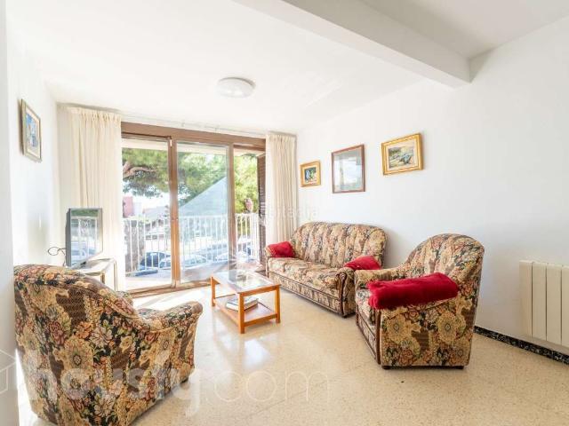 Piso en venta en Vilanova i la Geltrú, Barri de Mar Costa Dorada. Pisos Vilanova i la.