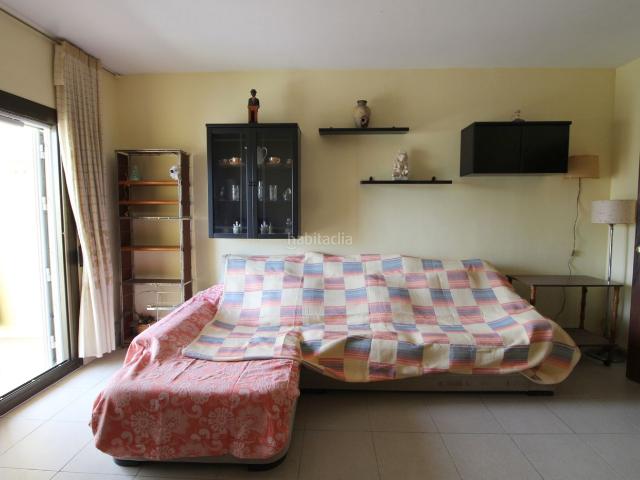 Piso en venta en Vilanova i la Geltrú, Barri de Mar Costa Dorada. Pisos Vilanova i la.