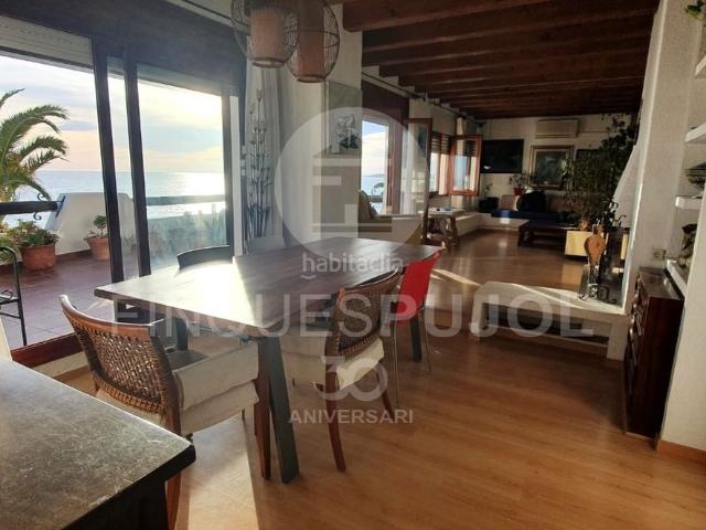Piso en venta en Vilanova i la Geltrú, L´Aragai Costa Dorada. 1a Linea de mar Piso en venta en Vilanova i la Geltrú. Pisos Vilanova i la.