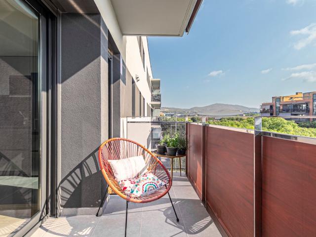 Piso en venta en Vilanova i la Geltrú, La Geltrú Sant Jordi Costa Dorada. Piso en venta en Vilanova i la Geltrú con 3 habitaciones, con plaza de parking y trastero, Barcelona. Pisos Vilanova i la.
