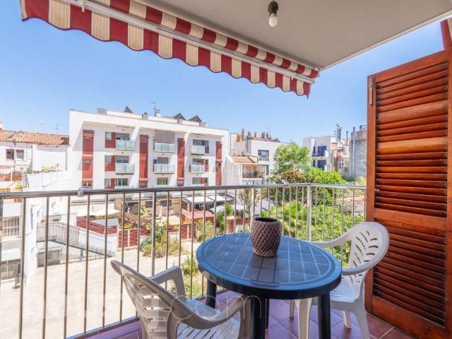 Piso en venta en Vilanova i la Geltrú, Barri de Mar Costa Dorada. Pisos Vilanova i la.