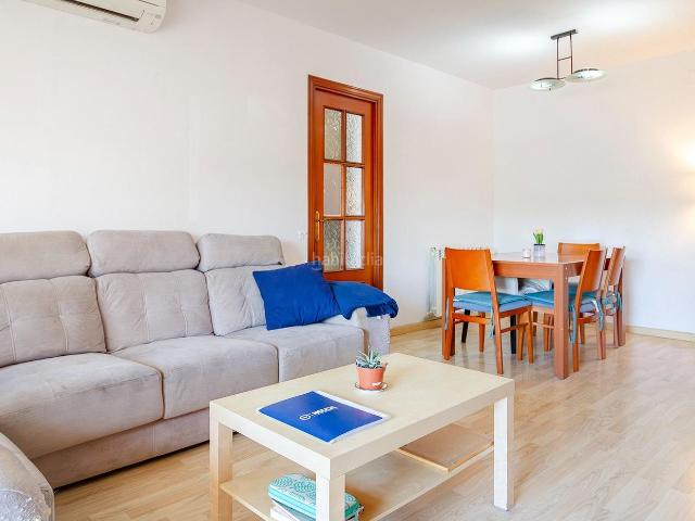 Piso en venta en Vilanova i la Geltrú, Sant Joan Costa Dorada. Piso de 4 habitaciones dos baños en Vilanova. Pisos Vilanova i la.