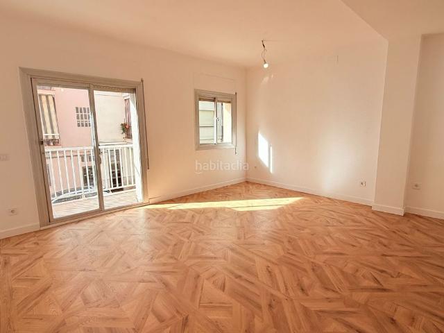 Piso en venta en Vilanova i la Geltrú, Sant Joan Costa Dorada. Piso para entrar a vivir, REFORMADO A ESTRENAR. ITE pasada zona buena. Pisos Vilanova i la.