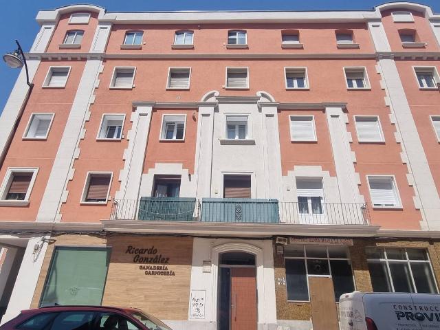 Piso en Venta en Villa Pilar