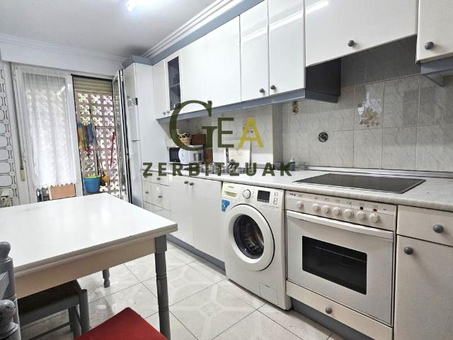 Piso en venta en Villabona. VIVIENDA EXTERIOR CON ASCENSOR Y CALEFACCIÓN. Pisos.