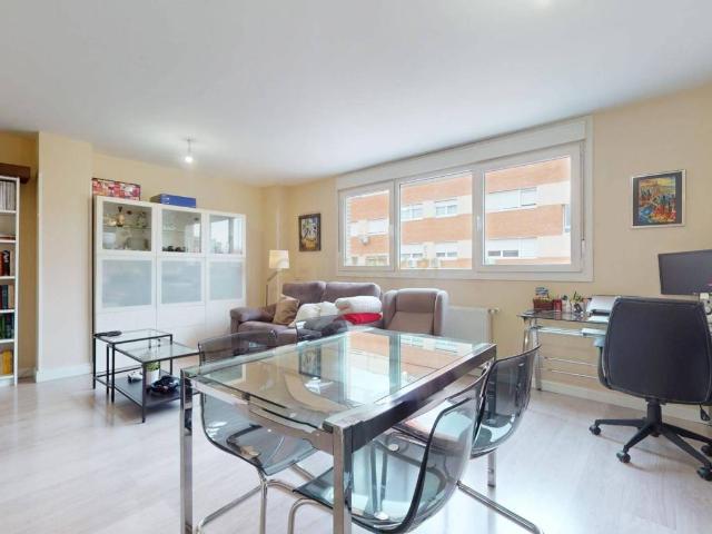 Piso en Venta en Villalbilla