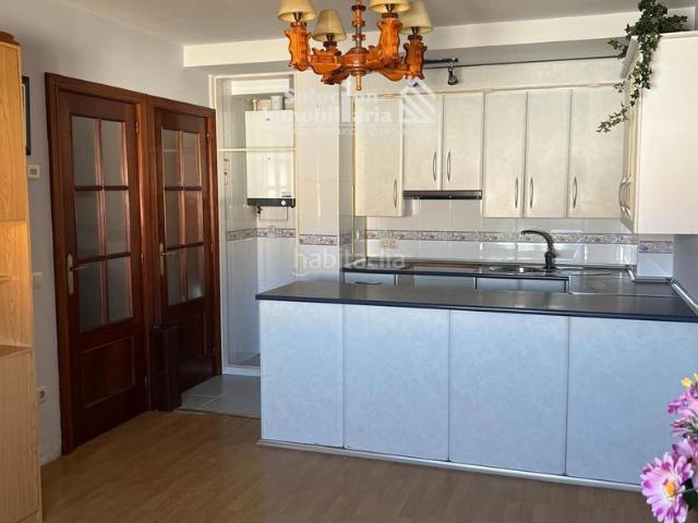 Piso en venta en Villamayor. Oportunidad en Villamayor Pueblo! Bajo de 2 dormitorios con garaje y trastero!. Pisos.