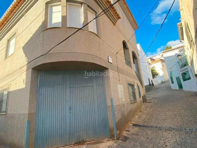 Piso en venta en Villamena. Piso bajo con plaza de garaje aneja en venta en Cónchar, localidad perteneciente al municipio de Villamena Granada. Piso de 1 habi. Pisos.
